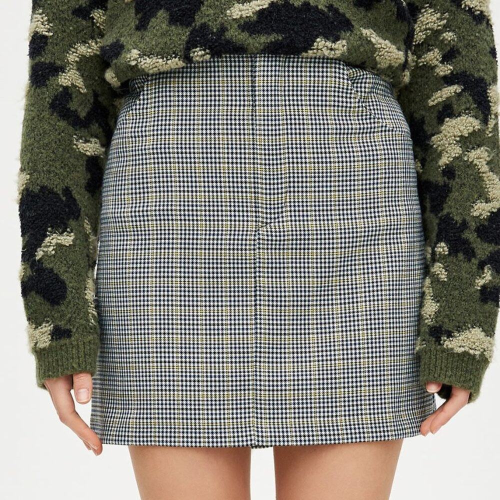Pull & Bear Patterned Mini Skirt - Picture 7 of 16